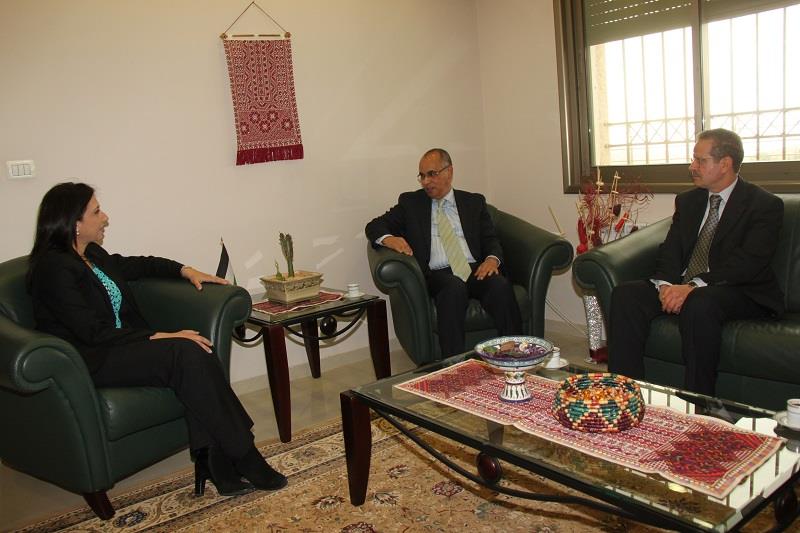 رئيس الإحصاء  يستقبل سفير المملكة المغربية لدى دولة فلسطين 